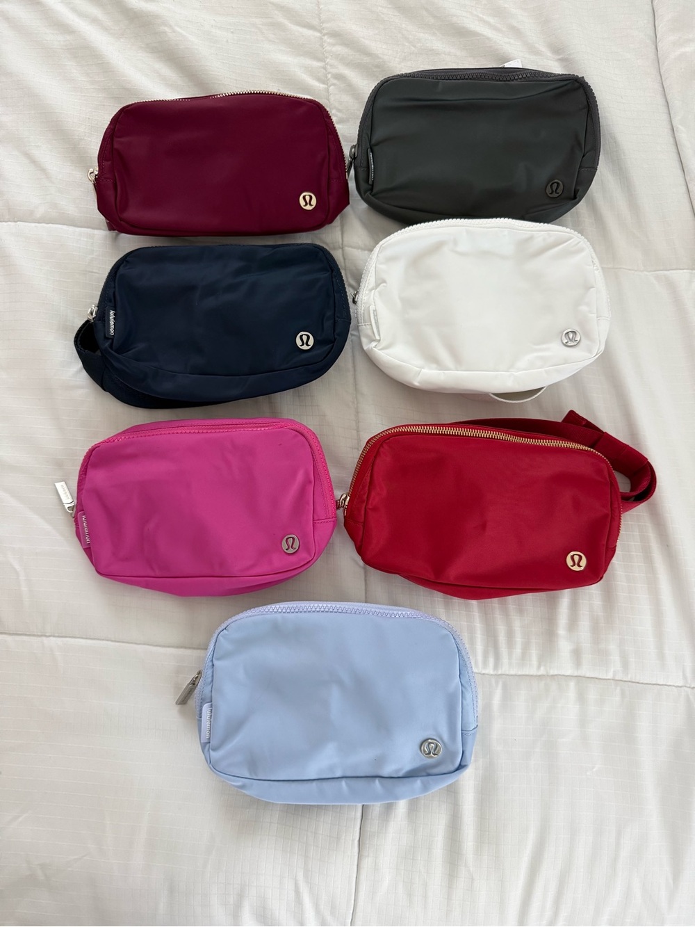 Lululemon everywhere belt bag